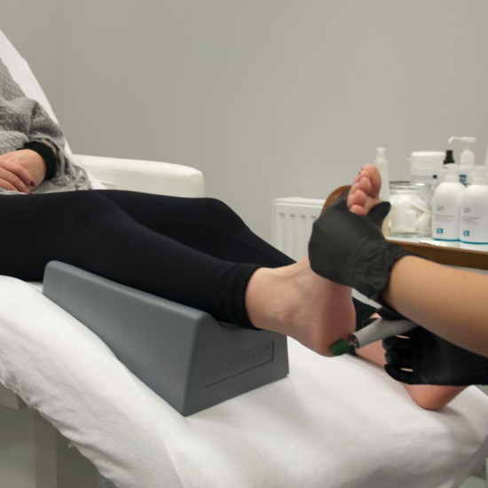 Podnožka na pedikúru Activ, sivá Podnožka na pedikúru Activ, sivá