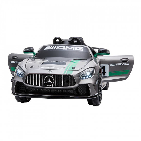 Elektrické autíčko na batériu Mercedes-Benz GT 4 AMG strieborné Elektrické autíčko na batériu Mercedes-Benz GT 4 AMG strieborné